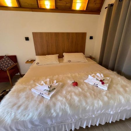 Villa Italia Chale Santo Antônio do Pinhal Екстериор снимка